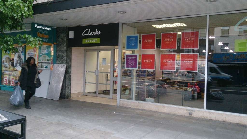 Clarks Outlet Store | 67/83 Seven Sisters Rd, London N7 6BU, UK | Phone: 020 7281 9364