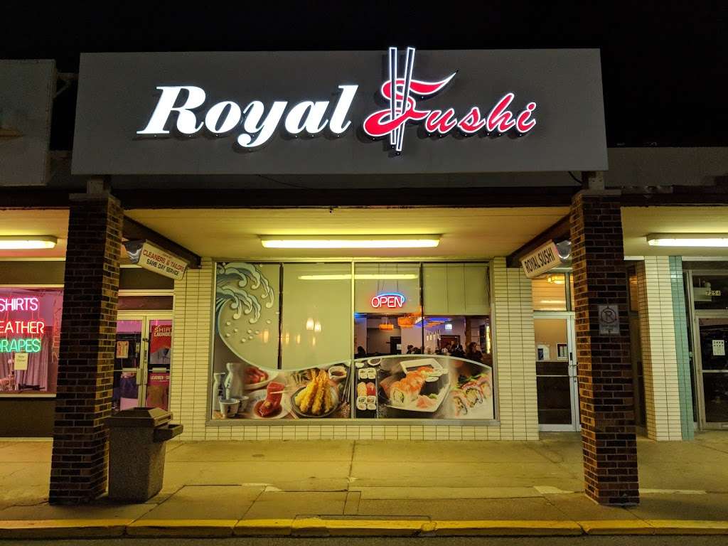 Royal Sushi | 7258 W Foster Ave, Chicago, IL 60656, USA | Phone: (708) 831-5870