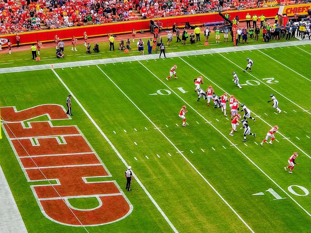 Arrowhead Stadium | 1 Arrowhead Dr, Kansas City, MO 64129, USA | Phone: (816) 920-9300