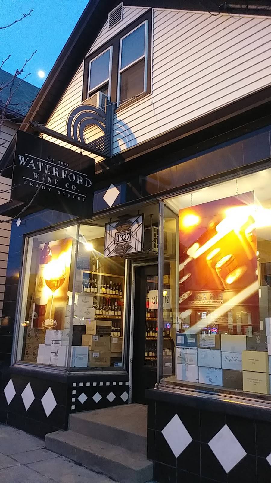 Waterford Wine & Spirits Milwaukee | 2120 N Farwell Ave, Milwaukee, WI 53202, USA | Phone: (414) 231-9393