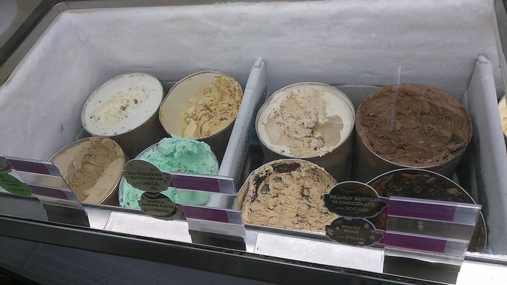 Baskin-Robbins | 606 W El Camino Ave, Sacramento, CA 95833, USA | Phone: (916) 921-6153