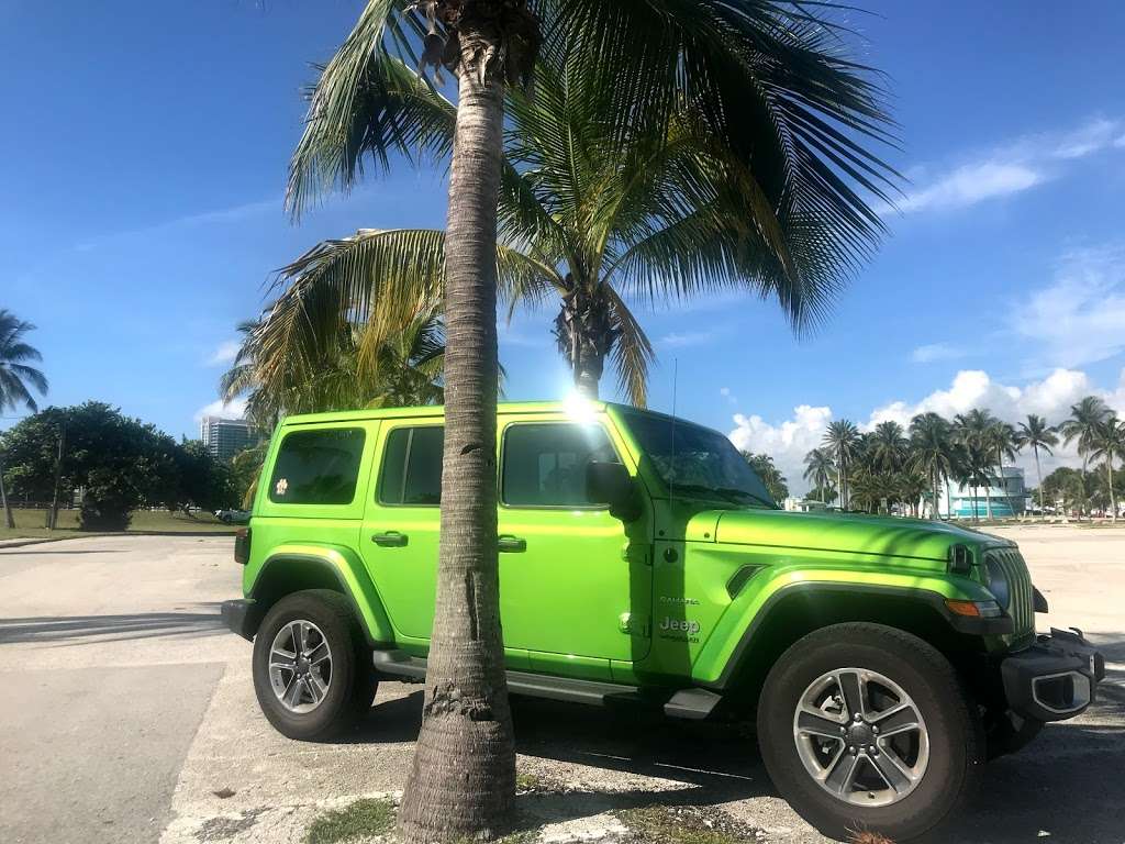 Haulover Paking Lot | 12733 Collins Ave, Miami Beach, FL 33154, USA