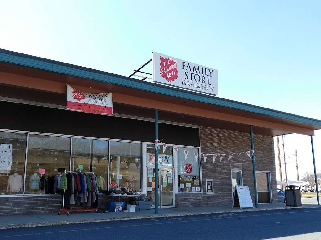 Salvation Army Hamburg Family Store & Donation Center | 700 S Fourth St Suite B, Hamburg, PA 19526, USA | Phone: (484) 660-3851