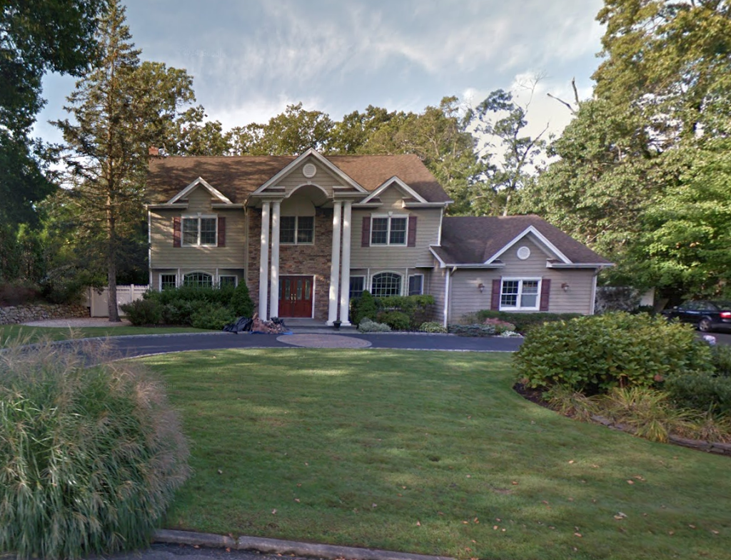 Baxter Real Estate | 13825 Brookville Blvd, Rosedale, NY 11422, USA | Phone: (718) 276-5665