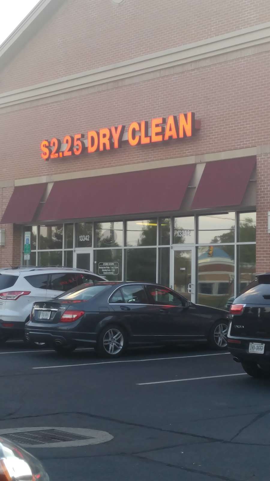 $2.25 Dry Clean | 13342 Minnieville Rd, Woodbridge, VA 22192, USA | Phone: (703) 730-3341