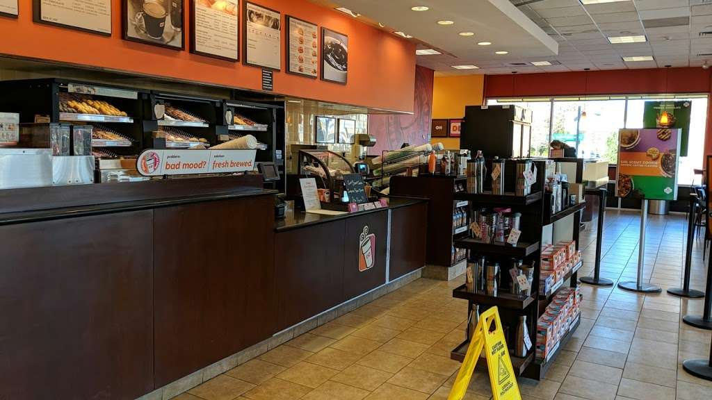 Dunkin | 70 Storey Ave, Newburyport, MA 01950, USA | Phone: (978) 462-2848