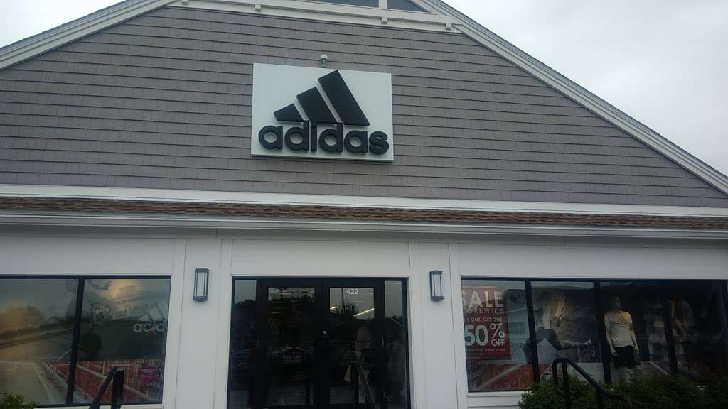 adidas Outlet | 498 Red Apple Ct #422, Central Valley, NY 10917, USA | Phone: (845) 928-7740