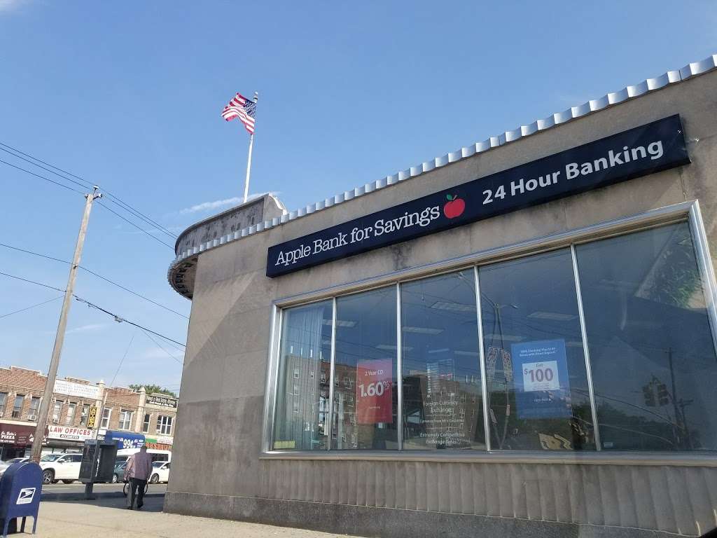 Apple Bank | 1954 Flatbush Ave, Brooklyn, NY 11234, USA | Phone: (718) 677-8220