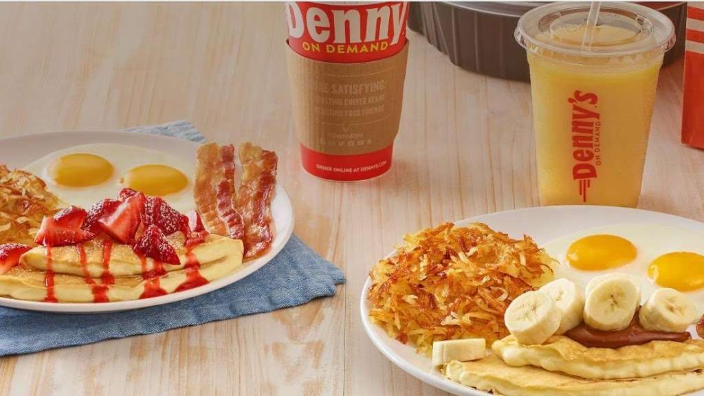 Dennys | 1410 Seawall Blvd, Galveston, TX 77550, USA | Phone: (409) 763-5954