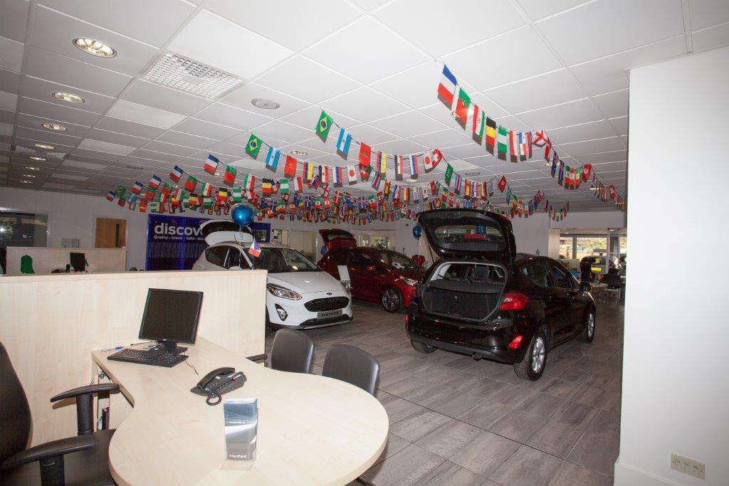 Allen Ford Brentwood | 140 London Rd, Brentwood CM14 4NS, UK | Phone: 01277 265096