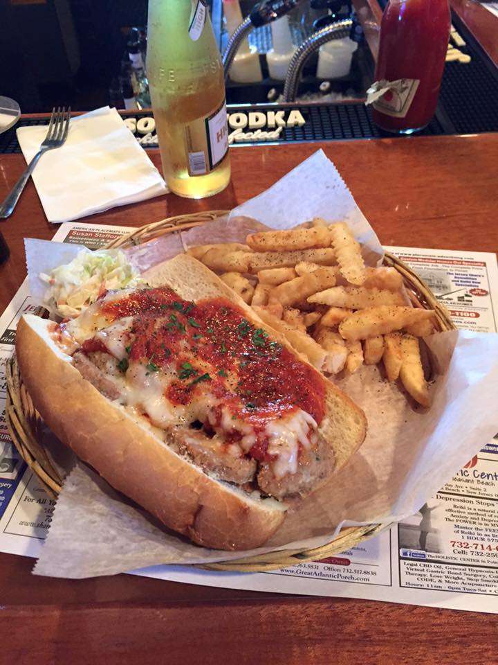 The Broadway Bar & Grill | 106 Randall Ave, Point Pleasant Beach, NJ 08742, USA | Phone: (732) 899-3272