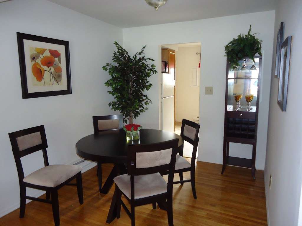 Continental Garden Apartments | 33 Willow Dr, Ocean Township, NJ 07712, USA | Phone: (732) 493-4000