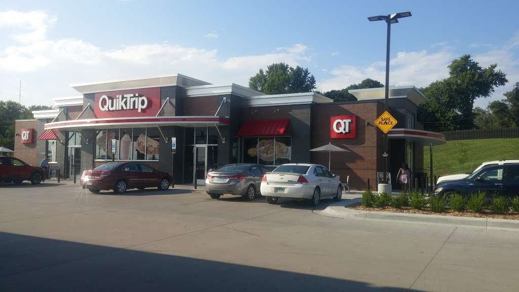 QuikTrip | 6400 E 87th St, Kansas City, MO 64138, USA | Phone: (816) 333-3239