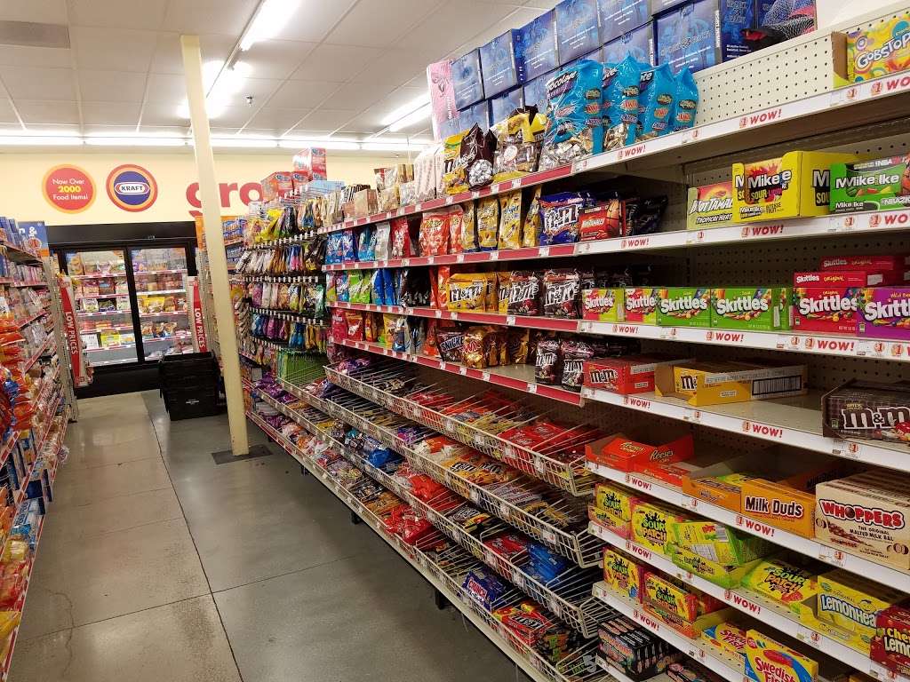 Family Dollar | 1710 Main St, Riverside, CA 92501, USA | Phone: (951) 275-5029