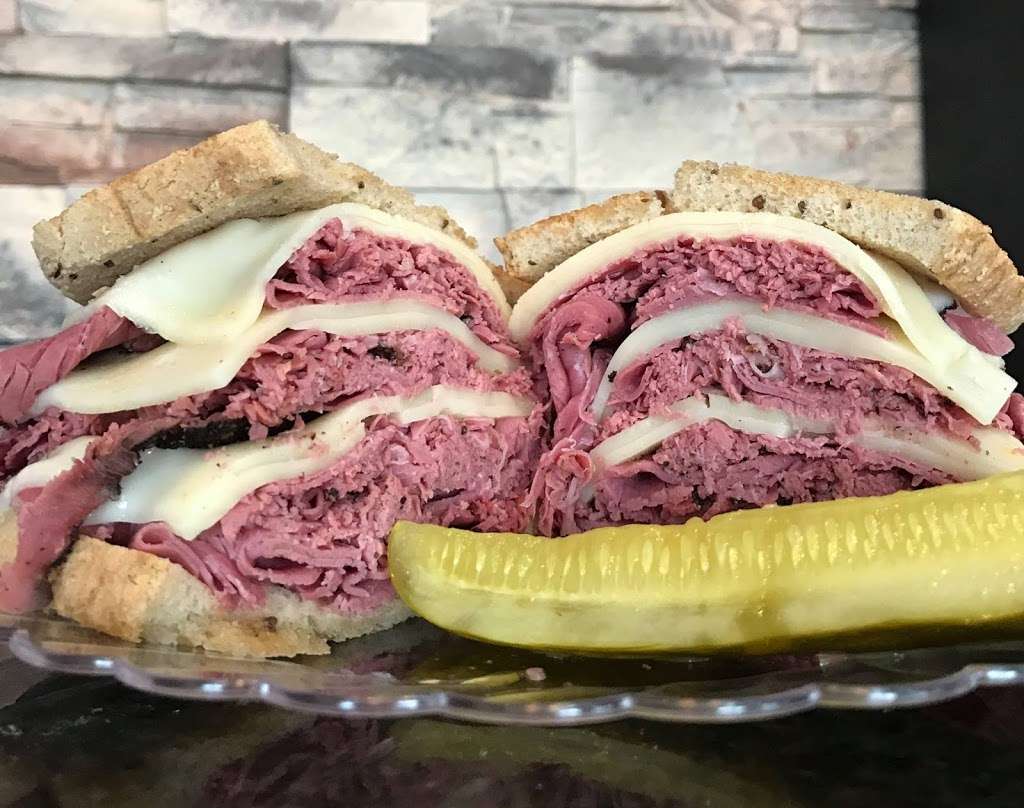 Darlas Deli and Video Gaming Cafe | 417 S Locust St, Manteno, IL 60950, USA | Phone: (815) 468-2828