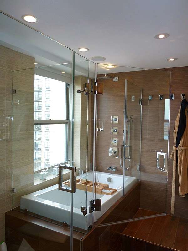 Bravura Glass & Mirror Corporation | 2126 Flatbush Ave, Brooklyn, NY 11234, USA | Phone: (718) 951-3610