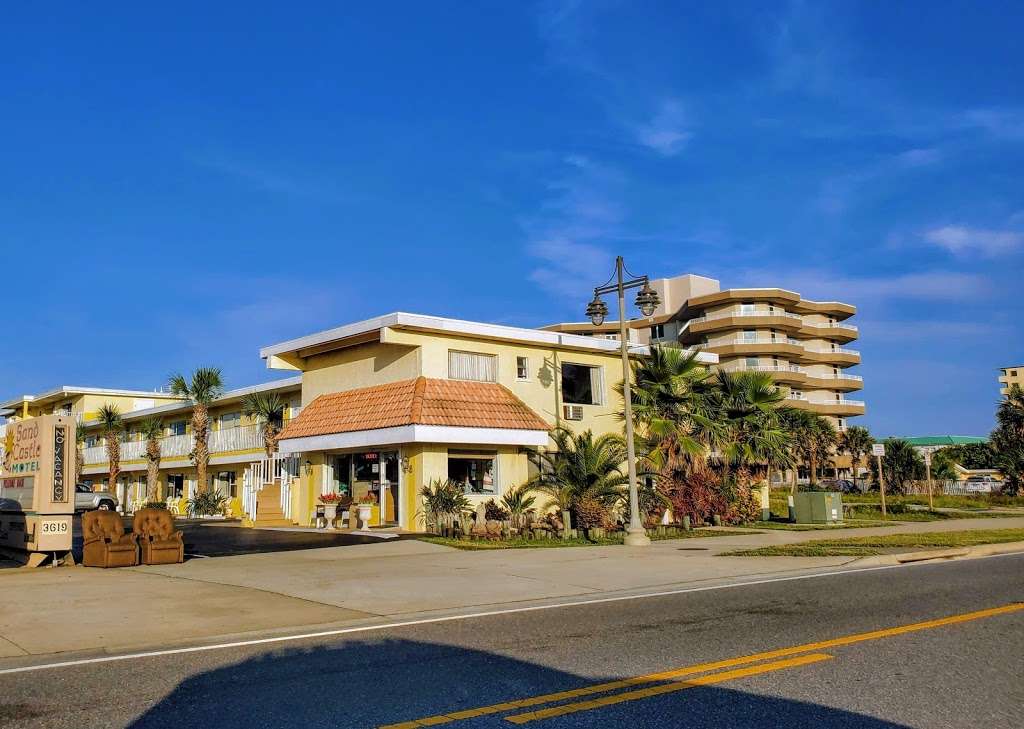 Sand Castle Motel | 3619 S Atlantic Ave, Daytona Beach, FL 32118, USA | Phone: (386) 767-3182