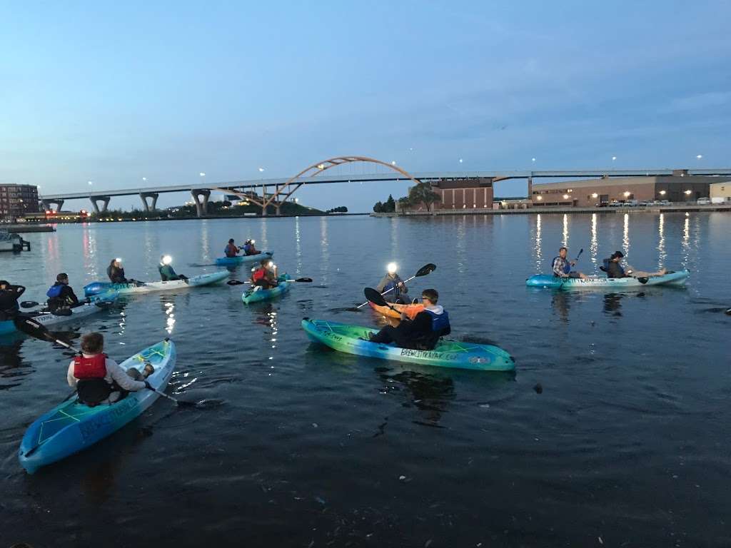 Brew City Kayak - Milwaukee Kayak Rentals and Tours | 820 S Water St, Milwaukee, WI 53204, USA | Phone: (414) 939-5443