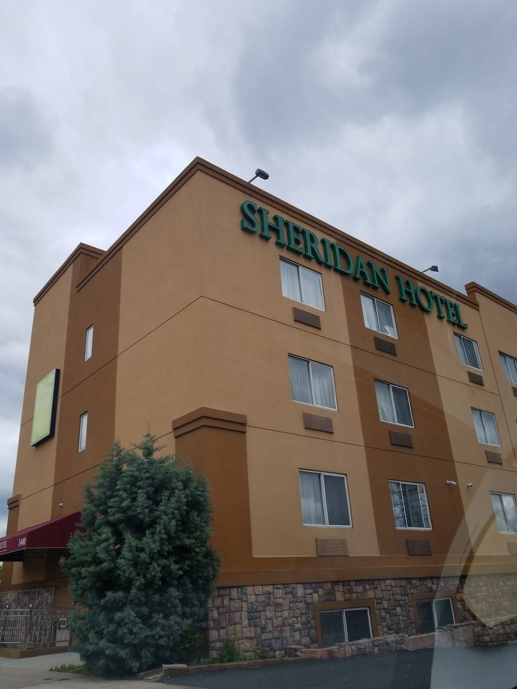 Sheridan Hotel | 1440 Sheridan Blvd., The Bronx, NY 10459, USA | Phone: (718) 861-6500