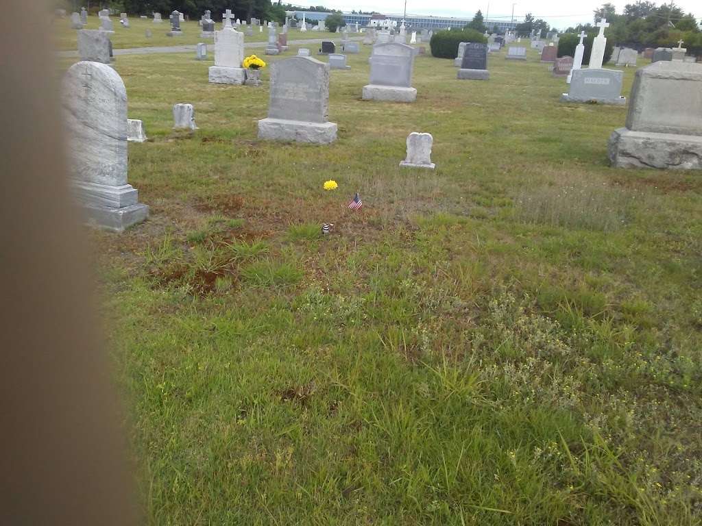 Gilson Cemetery | Gilson Rd & Tanglewood Dr, Nashua, NH 03064, USA | Phone: (603) 594-3327