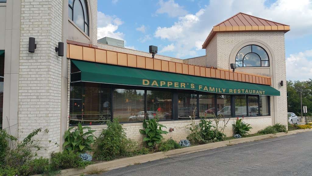 Dappers West Family Restaurant | 980 W Lake St, Addison, IL 60101, USA | Phone: (630) 543-2700