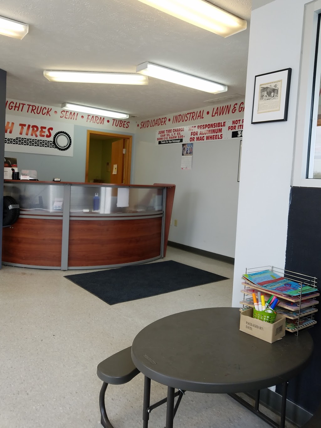 S & H New & Used Tires | 3908 Richland Dr, Council Bluffs, IA 51501, USA | Phone: (712) 366-2179