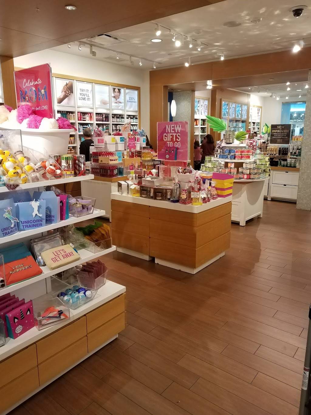 Bath & Body Works | 8073 CITRUS PARK, TOWN CENTER, Tampa, FL 33625, USA | Phone: (813) 926-0946