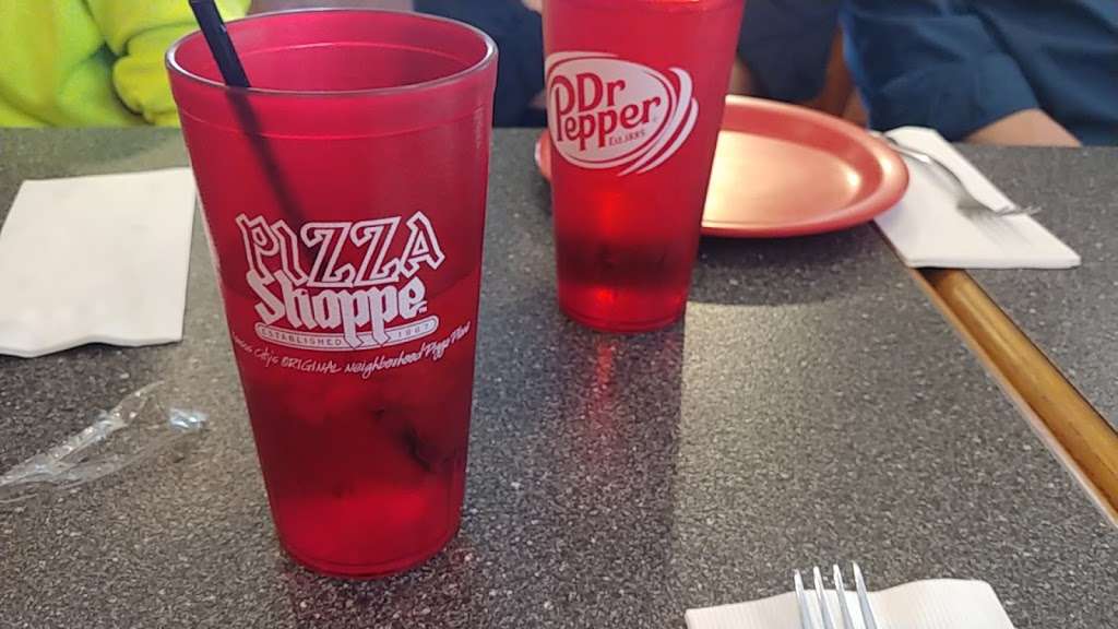 Pizza Shoppe | 12750 Pflumm Rd, Olathe, KS 66062, USA | Phone: (913) 397-7117