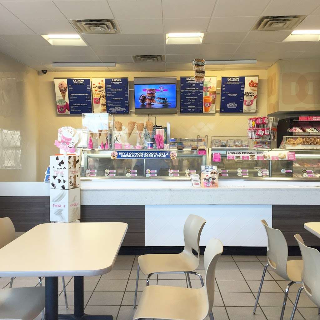 Baskin-Robbins | 135 Main St, Monroe, CT 06468, USA | Phone: (203) 268-5718