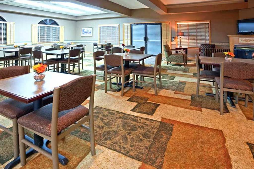 Norwood Inn & Suites Eagan | 1950 Rahncliff Ct, Eagan, MN 55122, USA | Phone: (651) 681-9266