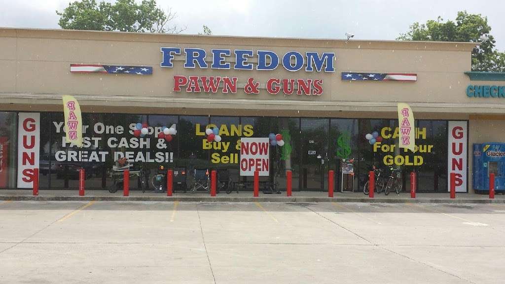 Freedom Pawn & Guns | 5231 Burke Rd #900, Pasadena, TX 77504, USA | Phone: (832) 672-8813