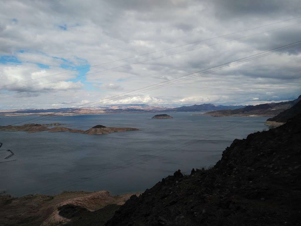 Lake Mead Scenic View | Temple Bar Marina, AZ 86443, USA