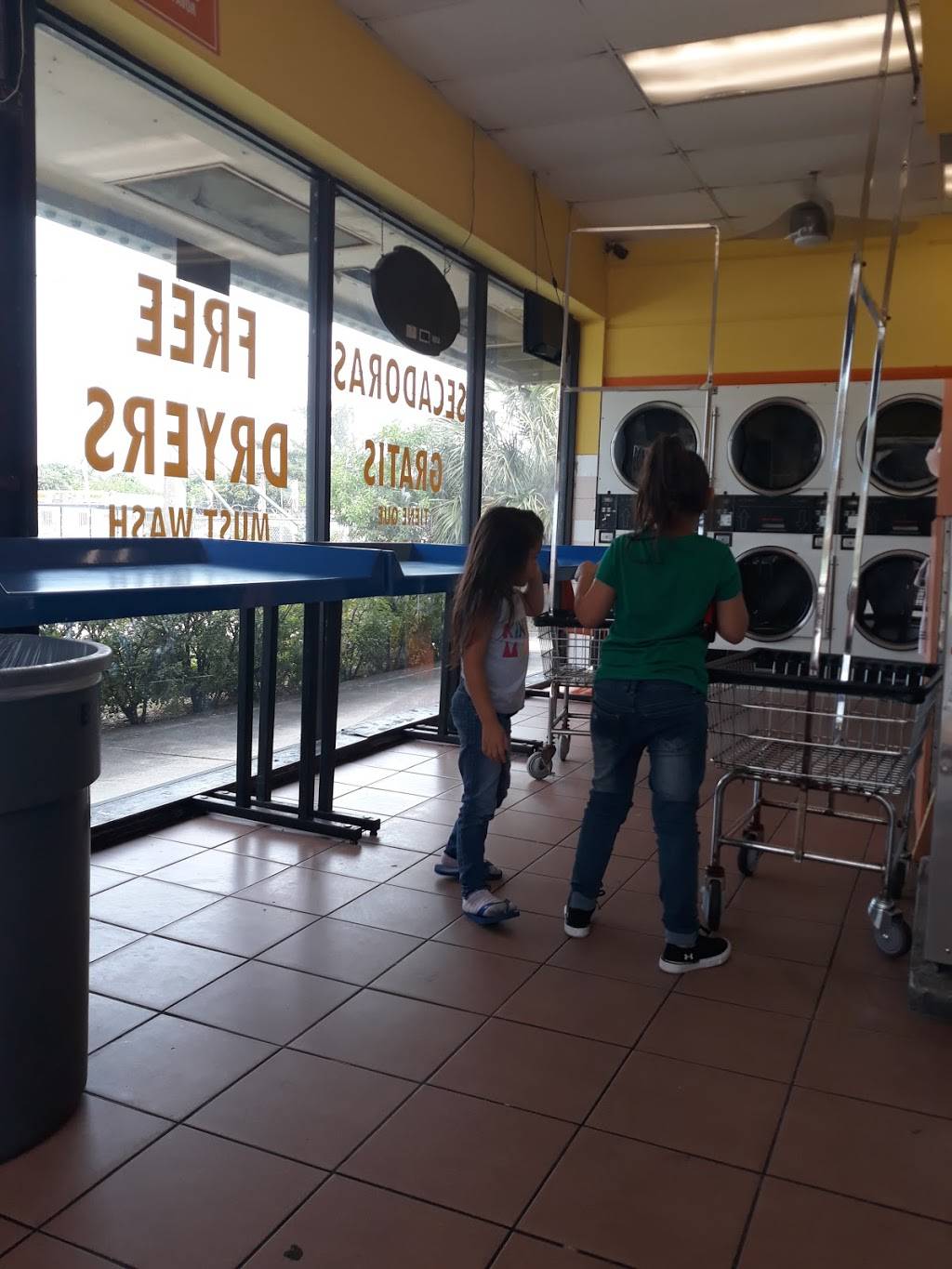 The Lost Sock Laundromat, Opa Locka | 13090 NW 27th Ave, Opa-locka, FL 33054, USA | Phone: (305) 688-1703