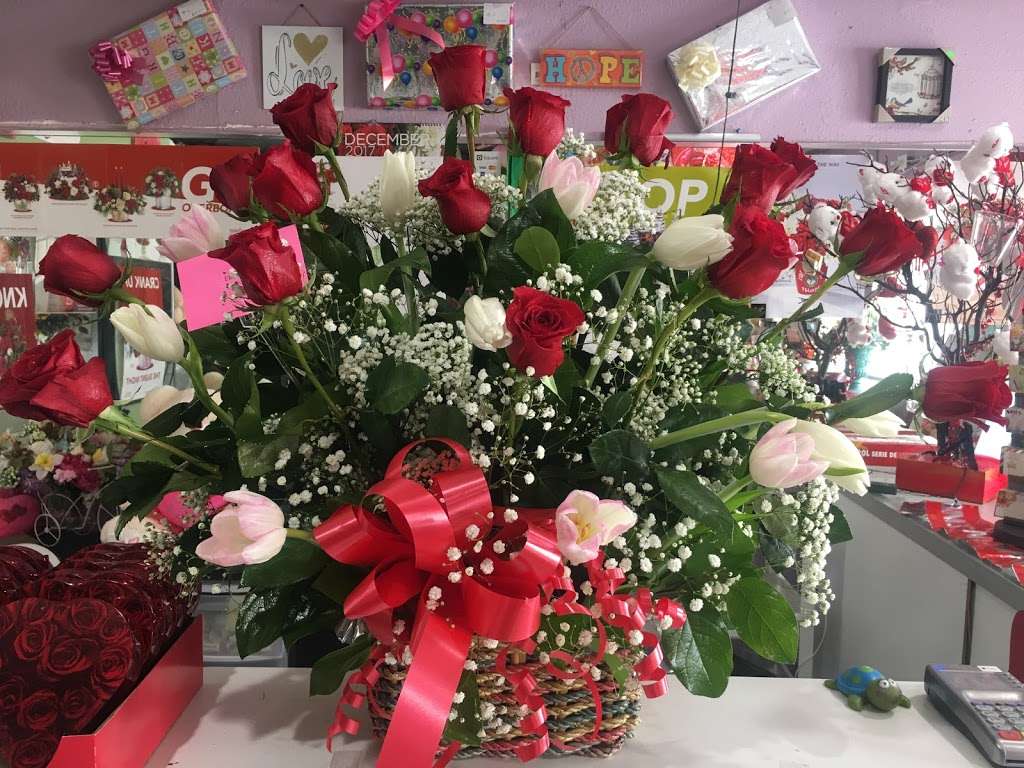 Genis Florist & Gift | 261 Bloomington Ave, Rialto, CA 92376, USA | Phone: (909) 873-9557