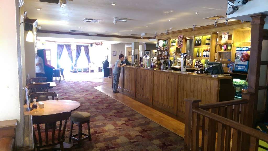 Brewers Fayre Heathside | Brighton Rd, Banstead, Tadworth KT20 6BW, UK | Phone: 01737 353355