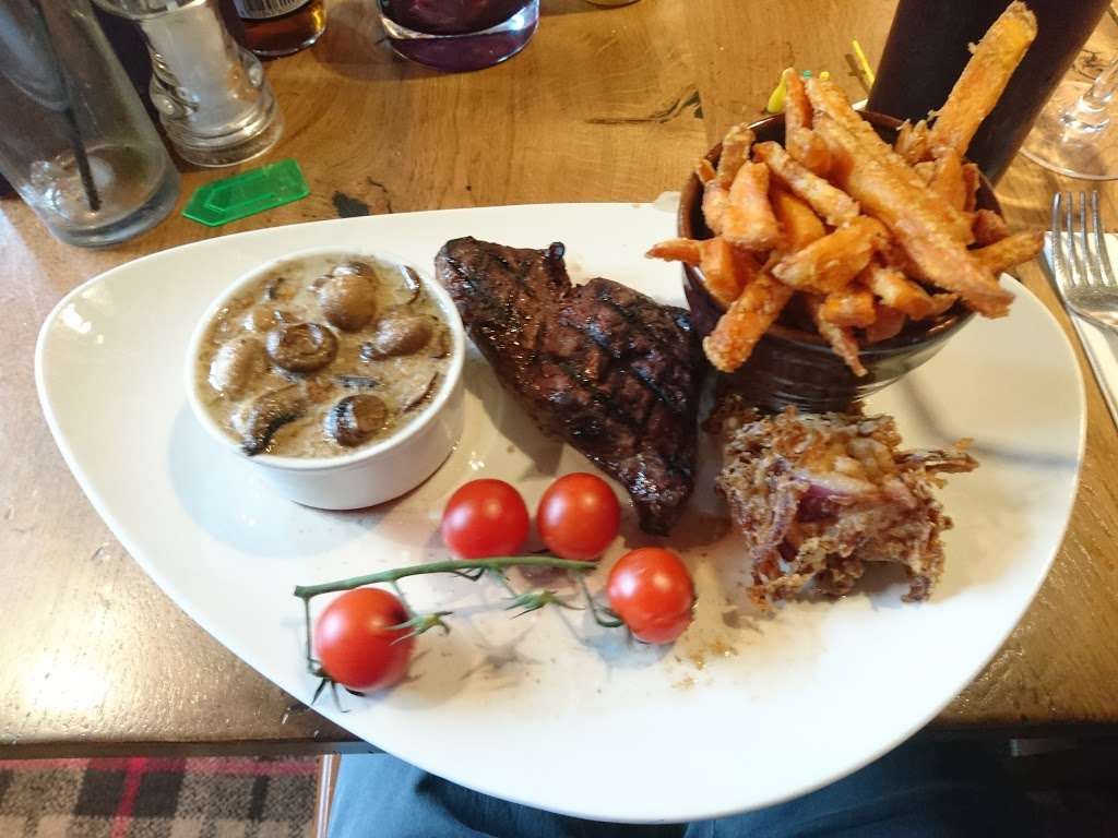 The Running Mare | Running Mare Ln, Chelmsford CM2 8PN, UK | Phone: 01245 253031