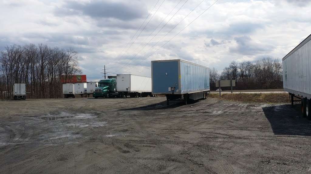 Lehigh Truck & Trailer Repair | 617 Grammes Rd, Allentown, PA 18104, USA | Phone: (610) 395-2315