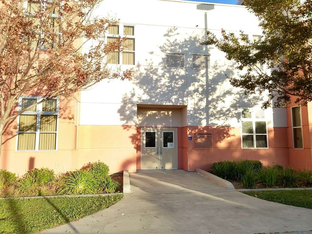 Delaine Eastin Elementary School | 34901 Eastin Dr, Union City, CA 94587, USA | Phone: (510) 475-9630