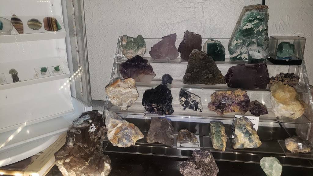 Echelon Gems and Minerals | Echelon Gems and Minerals, ATTN: Travis 2709, Mill Pond Rd, Garland, TX 75044, USA | Phone: (469) 335-4730