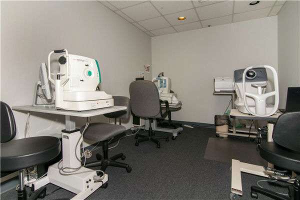 Ophthalmic Consultants of Long Island | 649 Broadway, Massapequa, NY 11758, USA | Phone: (516) 798-1411