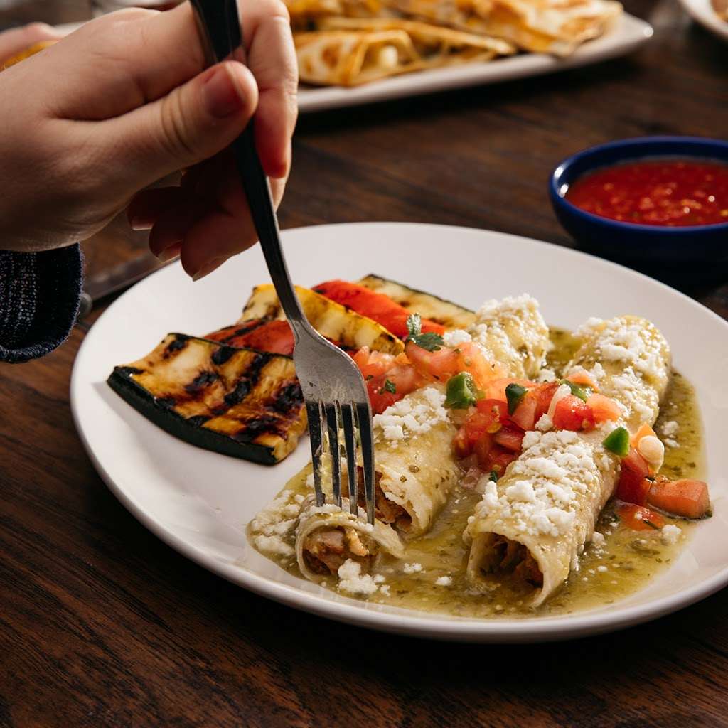 On The Border Mexican Grill & Cantina | 7873 W Bell Rd, Peoria, AZ 85382, USA | Phone: (602) 247-7606