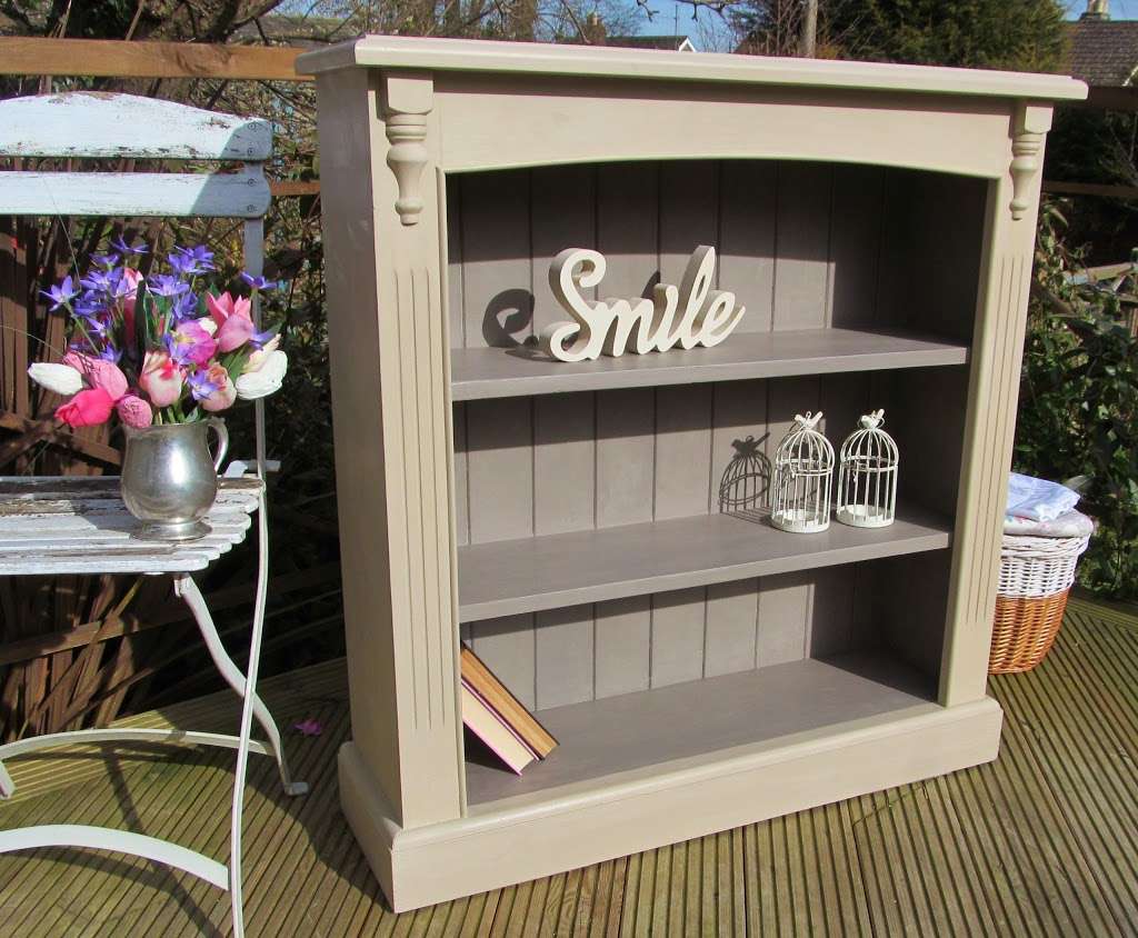 Giddy Goat Hand Painted Furniture | Maypole Rd, Ashurstwood, East Grinstead RH19 3RB, UK | Phone: 07759 376312