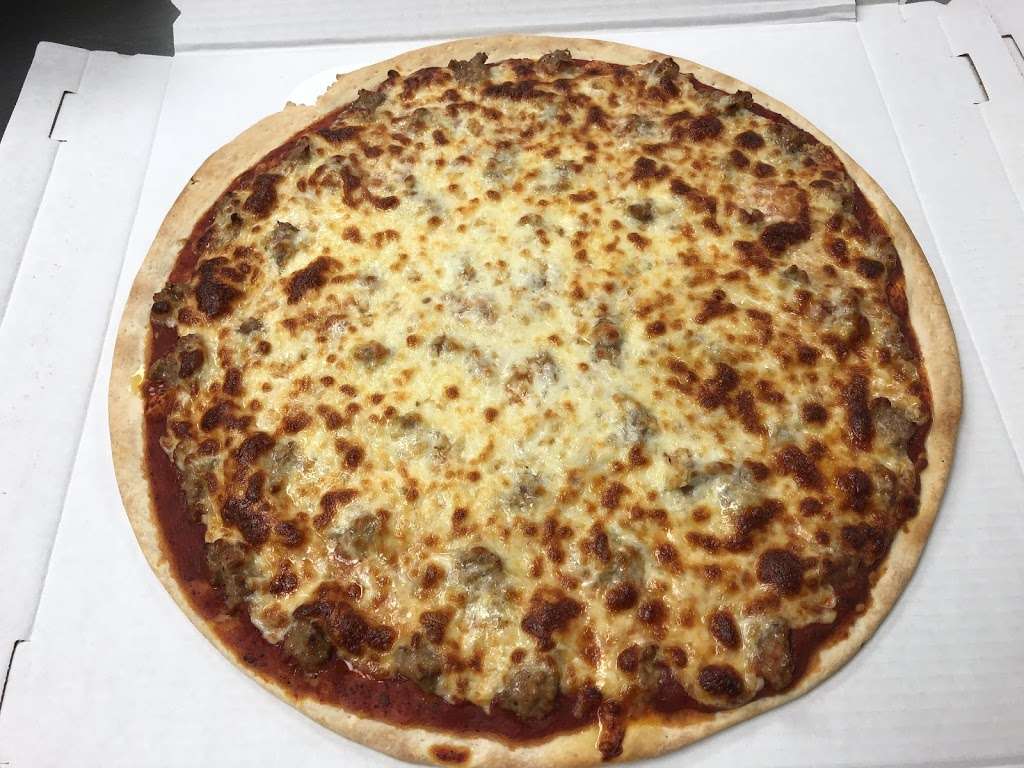 Masis Pizza | 222 N Western Ave, Carpentersville, IL 60110, USA | Phone: (847) 426-3700