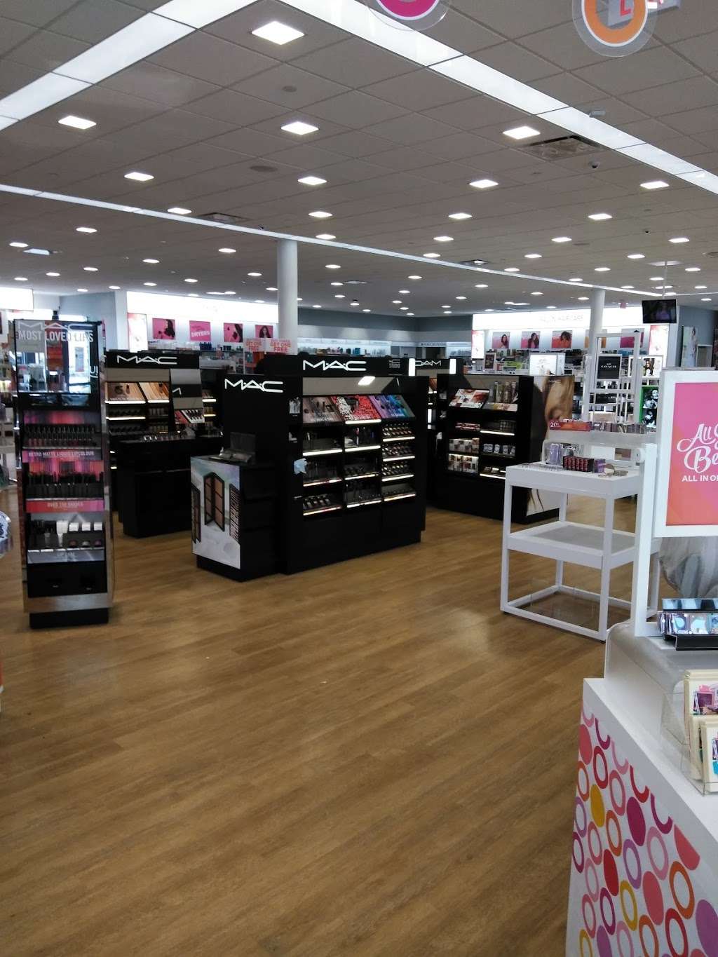 Ulta Beauty | 1575 Fruitville Pike Suite 4, Lancaster, PA 17601, USA | Phone: (717) 390-1937