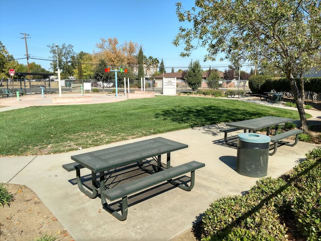 Fountain Plaza Park | Sacramento, CA 95824, USA | Phone: (916) 808-6197