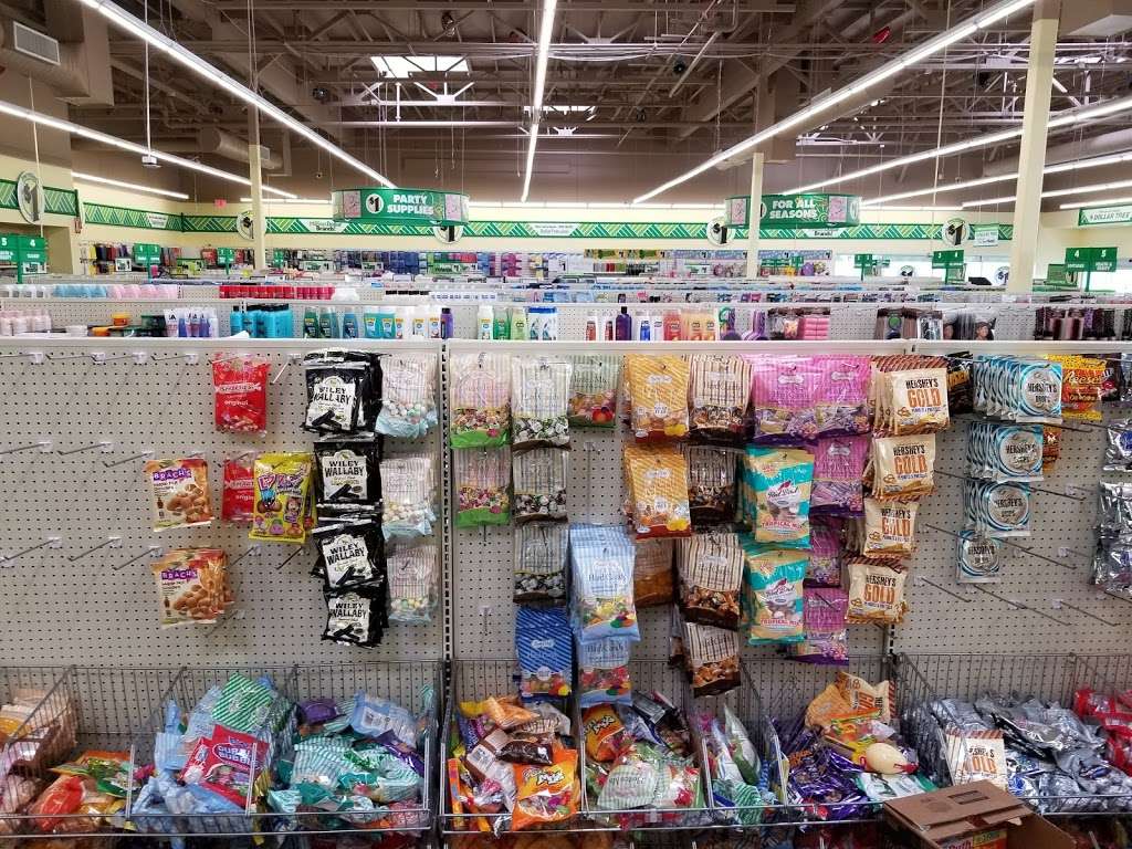 Dollar Tree | 10725 W Thomas Rd, Avondale, AZ 85392, USA | Phone: (602) 333-5413