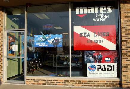 Sea Lions Dive Center | 7219 Olde Salem Cir, Hanover Park, IL 60133, USA | Phone: (847) 809-2710