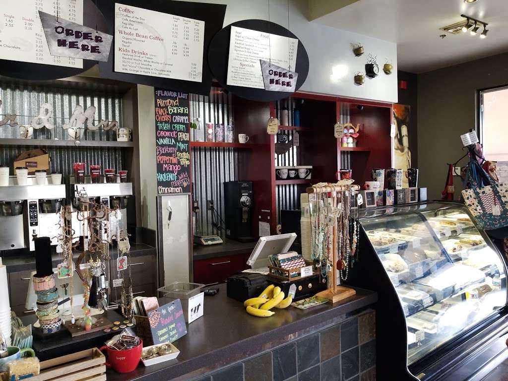 The Grind Coffee House | 12111 Apple Valley Rd, Apple Valley, CA 92308, USA | Phone: (760) 961-8600