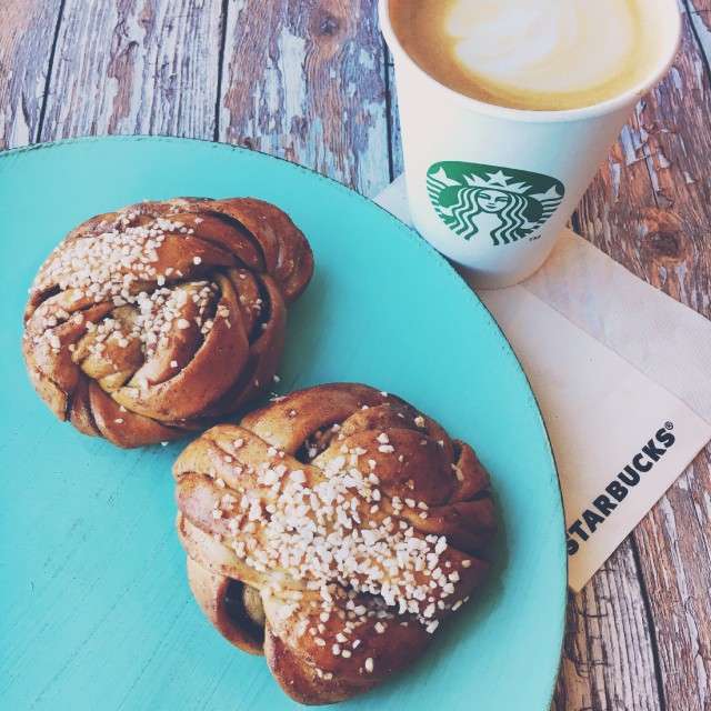 Starbucks | 5980 Village Way B101, San Diego, CA 92130, USA | Phone: (858) 720-7297