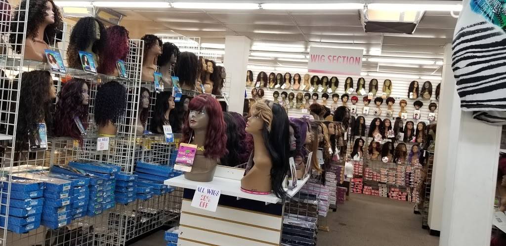 Wig Town | 126 E 47th St, Chicago, IL 60653, USA | Phone: (773) 624-4259